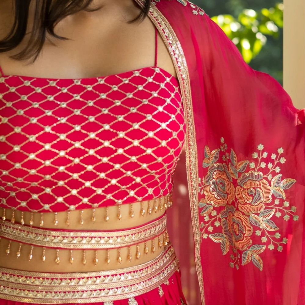 Fuschia pink palazzo set with bustier and floral motif cepe - Picture 2 of 6